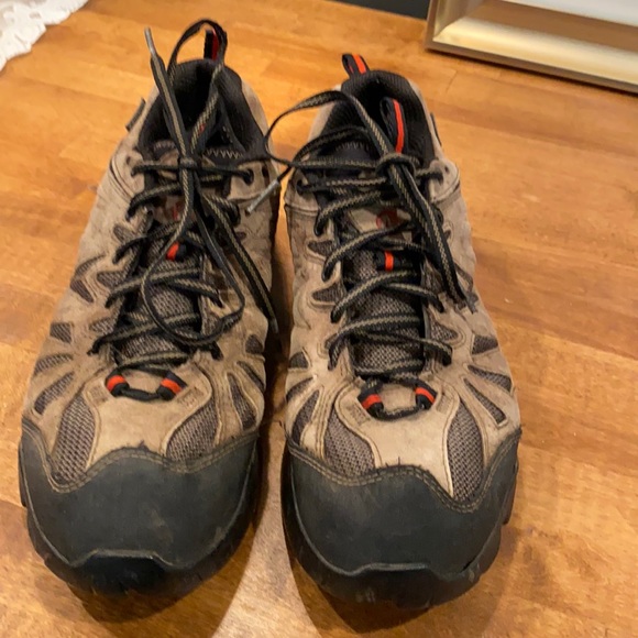 Merrell Other - Merrell Boulder Hiking Sneaker Shoes Men’s 9.5